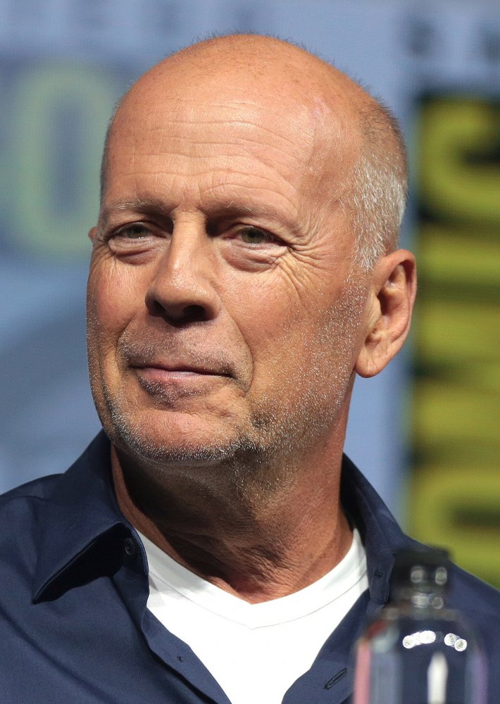 1200px-Bruce_Willis_by_Gage_Skidmore_3.jpg