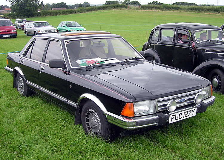 1982_Ford_Granada_2.8_Ghia_X.jpg