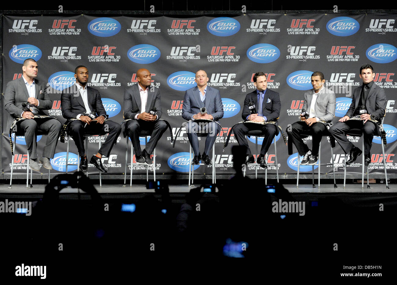 cain-velasquez-jon-jones-anderson-silva-georges-st-pierre-frankie-DB5H1N.jpg