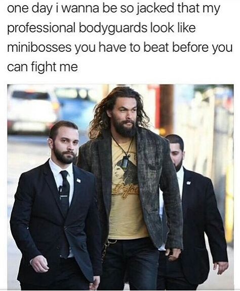 momoa.jpg