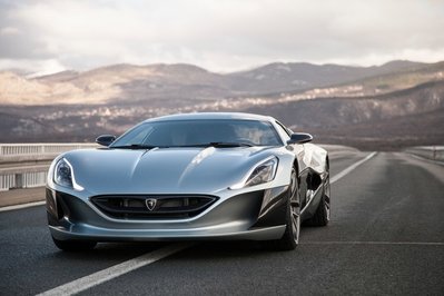 rimac-concept-one-electric-hypercar-17.jpg