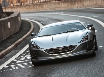 rimac-concept-one-electric-hypercar-3.jpg