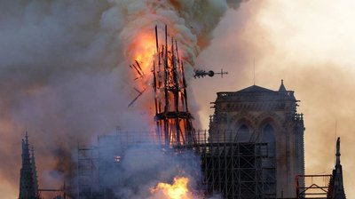 ct-notre-dame-fire-paris-20190415.jpg