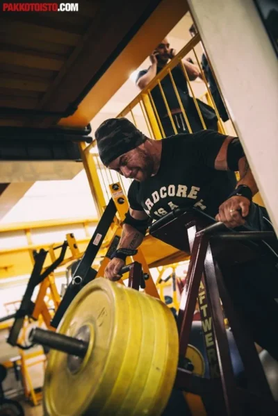 800_2510-684x1024.webp 800_2510-684x1024.webp