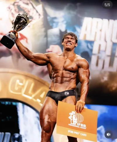 sam-sulek-wins-the-arnold-classic-amateur-officially-v0-d7bpodk07rle1.webp