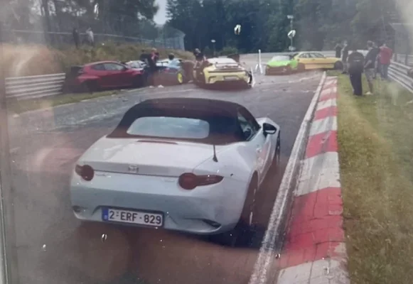 todays-crash-aftermath-v0-lhm7rzrgzfff1.webp todays-crash-aftermath-v0-lhm7rzrgzfff1.webp