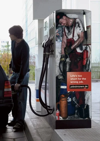 Jobsintown.de-Petrolpump.webp