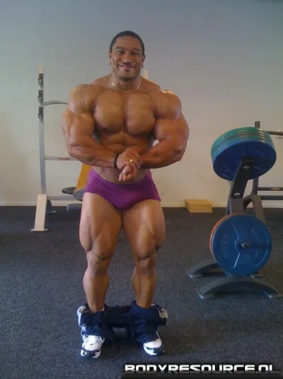 roelly004.webp
