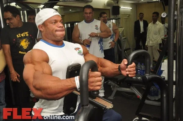 jay_n_phil_working_out_at_the_gym127_0.webp
