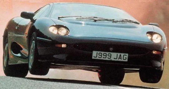 jaguarxj220onrearwheels.webp