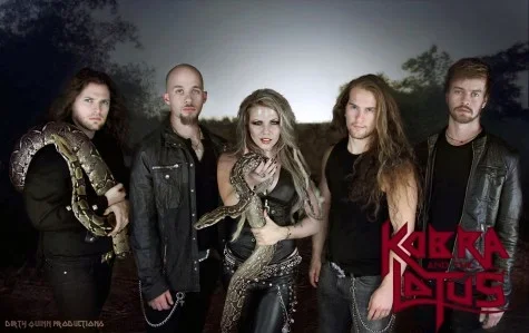 kobralotusband.webp