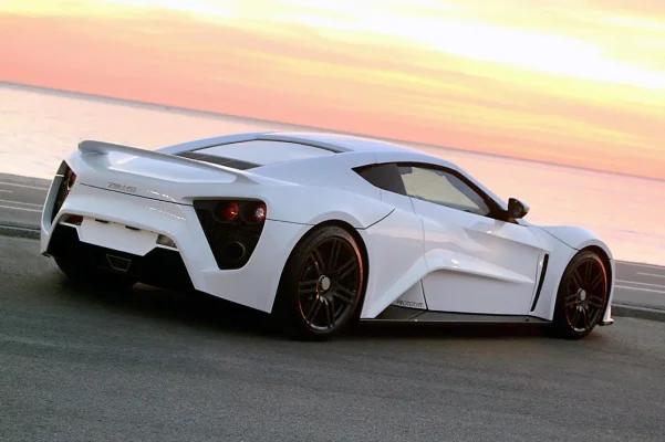 02-zenvo-st-1-qs.webp