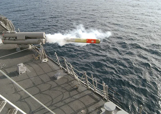 800px-USN_MK-46_Mod_5_lightweight_torpedo.webp