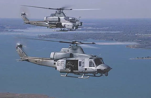 AIR_UH-1Y_and_AH-1Z_Photo_lg.webp