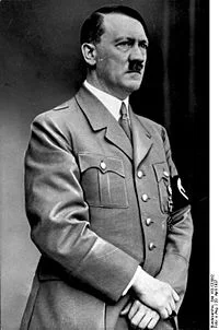 200px-Bundesarchiv_Bild_183-S33882,_Adolf_Hitler.webp