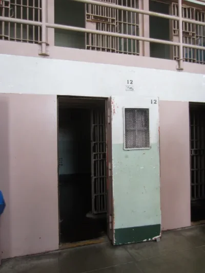 California 2012 224 (480x640).webp California 2012 224 (480x640).webp