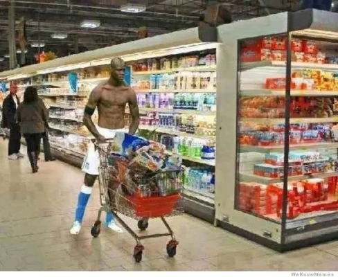 mario-balotelli-grocery-shopping.webp