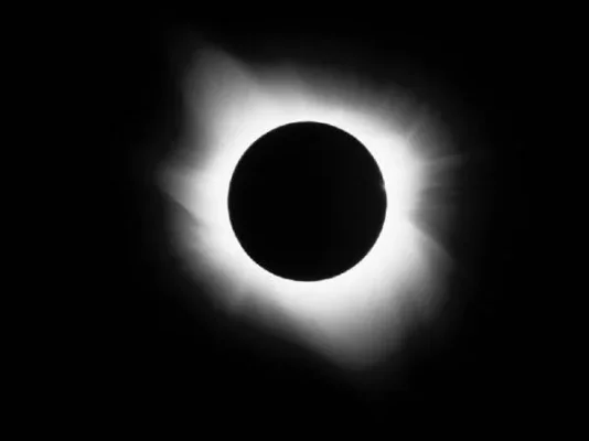 Solar-Eclipse.webp