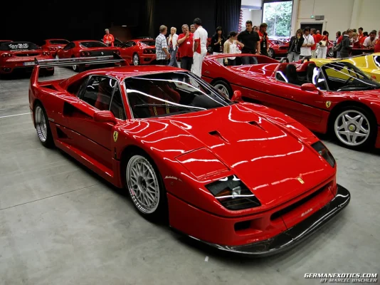 coches de los 80 ferrari F40 rojo2.webp