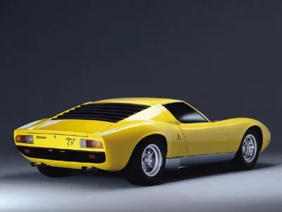 lamborghini_miura_rear.webp