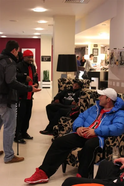 MEETING_1.webp MEETING_1.webp