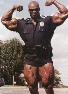 ronniecoleman1.webp