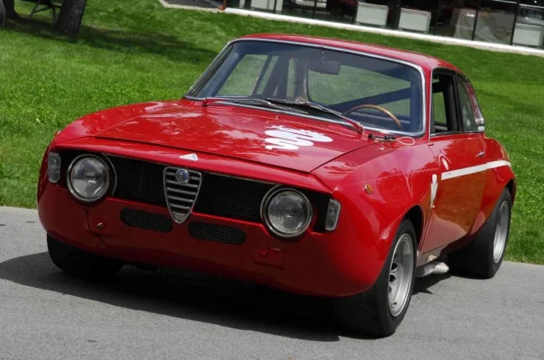 alfa-romeo-gta-autodelta-62045.webp