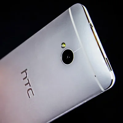 HTC-one-2.webp