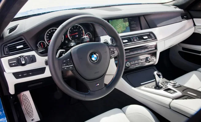 2013-bmw-m5-interior-photo-427361-s-1280x782.webp 2013-bmw-m5-interior-photo-427361-s-1280x782.webp