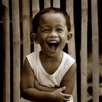 pinoy-kid-laughing-300x3001.jpg