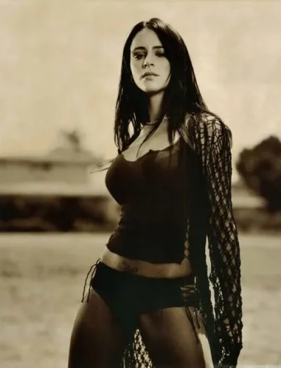 LennonMurphy1.webp LennonMurphy1.webp