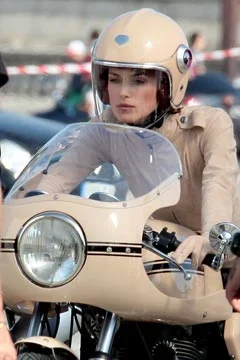 keira-knightley-chanel-coco-mademoiselle-ad-campaign-motorcycle-240ls090710.webp