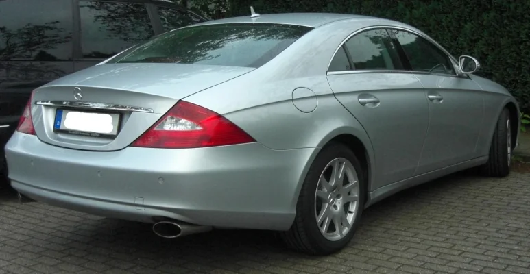 Mercedes_CLS_(C219)_rear.webp