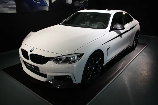 Awesome-BMW-435i-Coupe-with-M-Performance-Goodies-3.webp