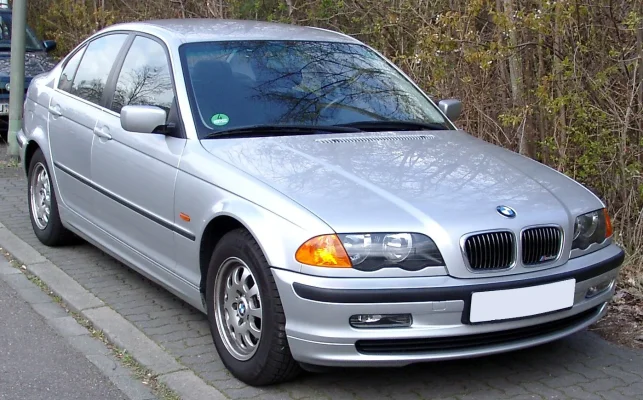 BMW_E46_front_20080328.webp