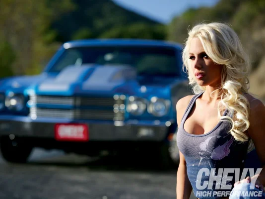 1002chp_21_z+1970_chevy_chevelle+beautiful_girl.webp 1002chp_21_z+1970_chevy_chevelle+beautiful_girl.webp