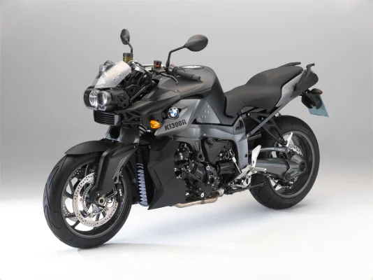 2012-BMW-K1300R1.webp