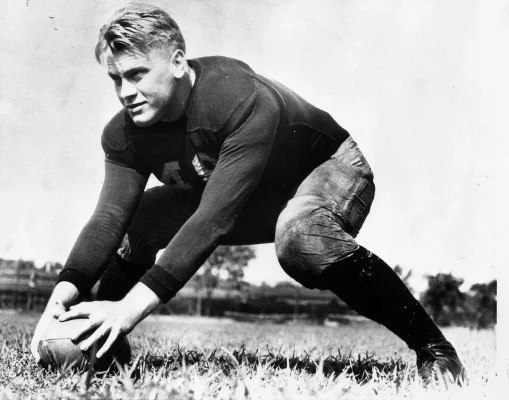 gerald_ford_on_field_at_univ_of_mich_1933.webp