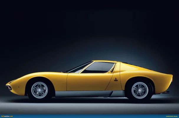 Lamborghini-Miura-01.webp