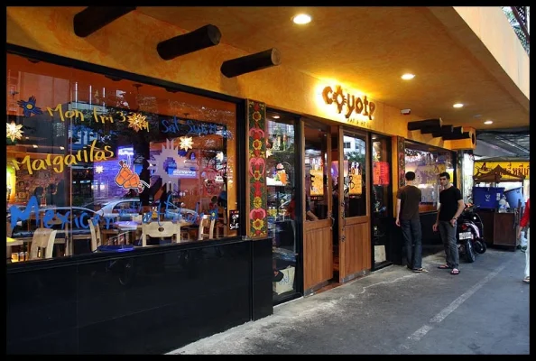 mustat_seivaskoristeet_bkk_coyote.webp mustat_seivaskoristeet_bkk_coyote.webp