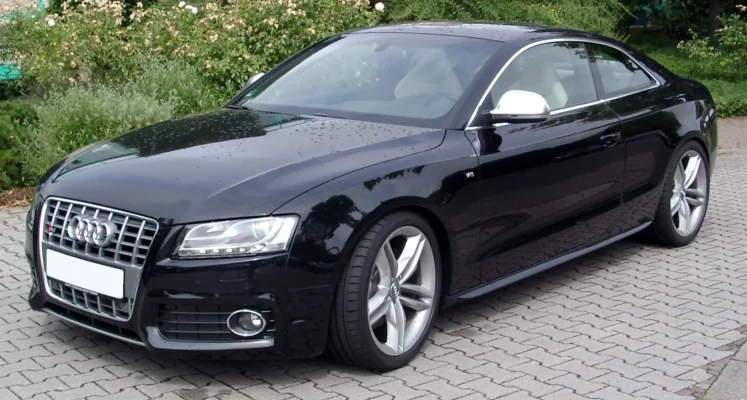 Audi_S5_front_20080703.webp