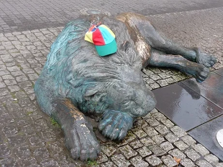 nukkuva leijona.webp nukkuva leijona.webp