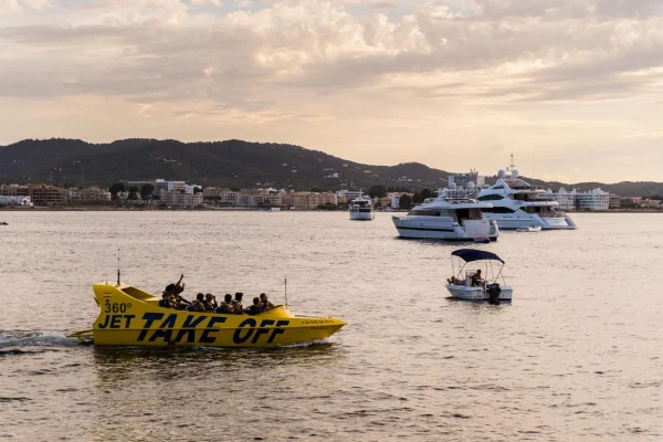 Take off.webp Take off.webp