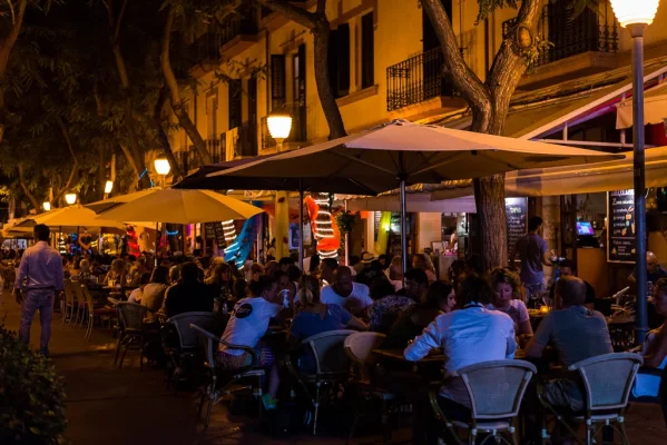 Pakkis yöelämä-16.webp Pakkis yöelämä-16.webp