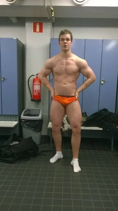 puolimousti.webp puolimousti.webp