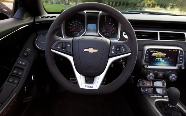 2013-chevrolet-camaro-zl1-convertible-steering-wheel.webp
