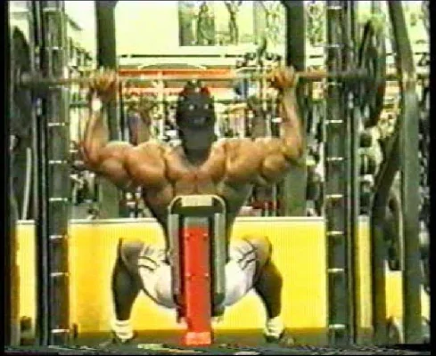 2bb743f71babe7013b2b7cd5cca2292d Bodybuilding - The Battle For The Olympia 2000003.webp