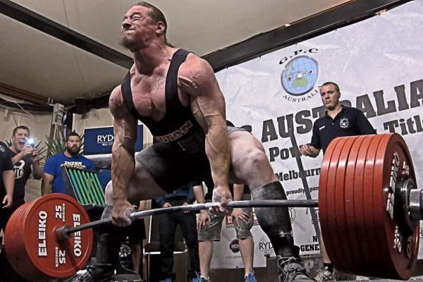 dan-green-deadlift.webp