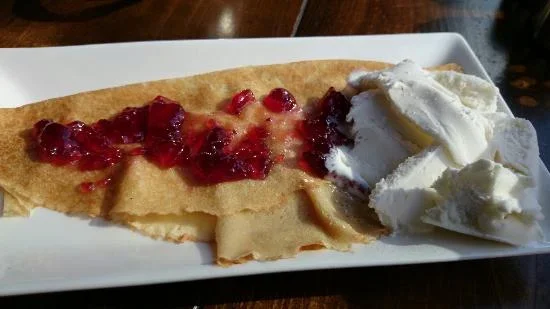 crepe-with-ice-cream.webp
